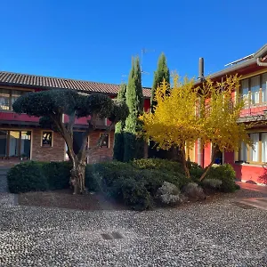 Cozy Flat + Parking Close To Center/airport , Bergamo Włochy
