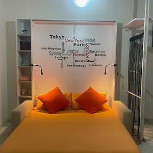 https://chez-margot.it-romehotels.com